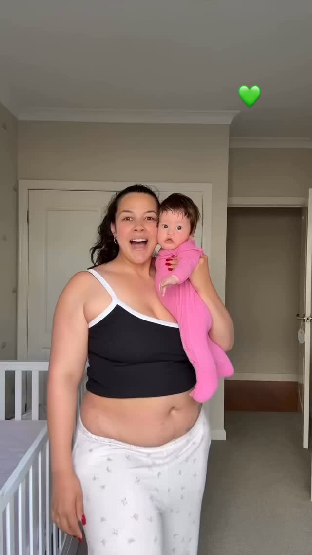 Monday morning reminder: You grew a human. Your body is amazing. 

We absolutely love this reel from @sarahviliamu with the powerful reminder that your body may change during pregnancy and the postpartum period but your worth doesn’t 💚

🎥 credit: @sarahviliamu 

#postnatal #postpartum #4thtrimester #mumandbaby
