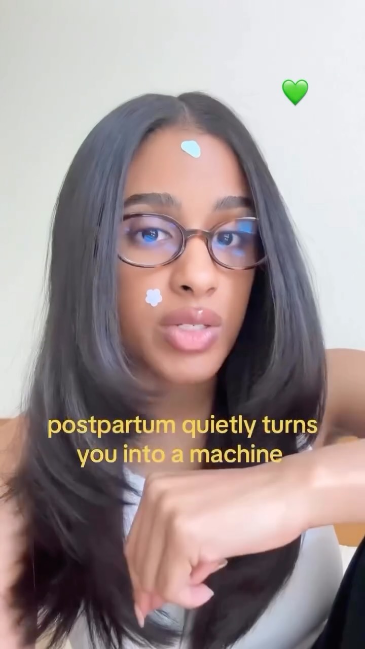 LOVE this from @heybriajones Tell us when did you start to feel a little more like yourself again postpartum? 

🎥 credit: @heybriajones