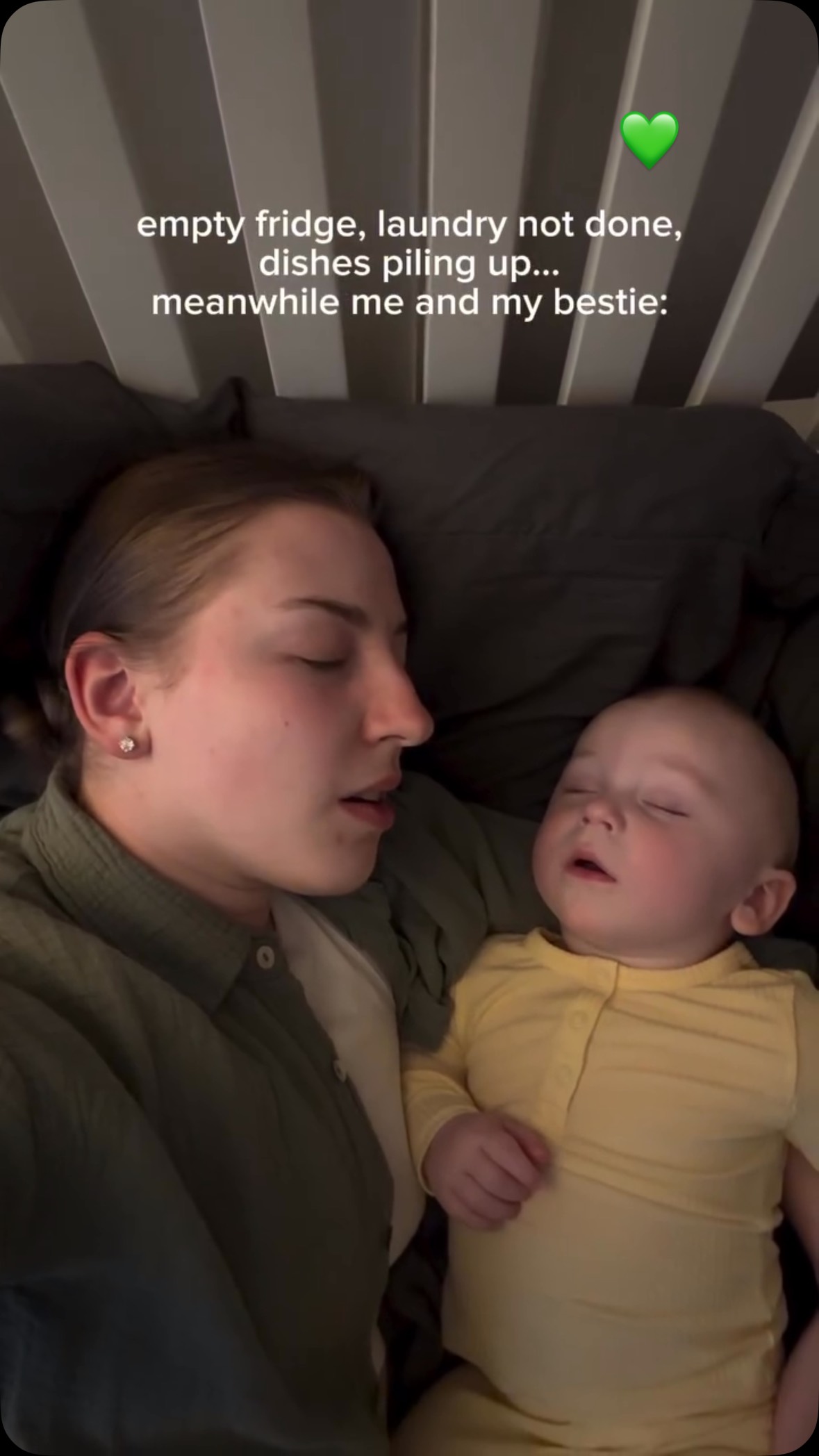 Who doesn’t love a co-nap? 💤 

We love this from @ecaterina.cotelea sometimes doing less really is more 💚

🎥 credit: @ecaterina.cotelea 

#postnatal #mumandbaby #mum #postpartum #motherhood